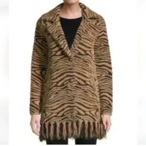 NVLT Women Tiger Pattern Rust/ Black Coat Jacket Button Closure Size Medium NWT